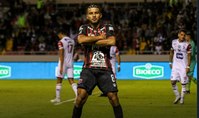 Απίθανη γκολάρα με «ψαλίδι» στην Κόστα Ρίκα! (video+photos)