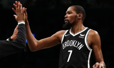 Ντουράντ: «Ο Χάρντεν δεν έχει να εξηγήσει τίποτα και σε κανέναν»