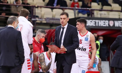 Μπαρτζώκας: «Aς ελπίσουμε να είναι έτοιμος στο Κύπελλο ο Ουόκαπ»