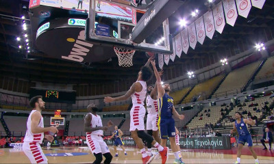 Ολυμπιακός-Λαύριο: Πέταξε την μπάλα σε διαιτητή ο Ντόρσεϊ (video)