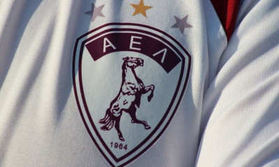 ΑΕΛ: «Βράζει» με τη διαιτησία - Στέλνει λίστα στον Κλάτενμπεργκ