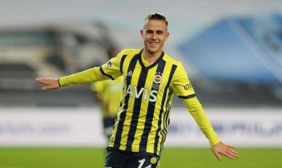 Conference League: Όαση και σκόρερ για τη Φενερμπαχτσέ ο Πέλκας (Video)