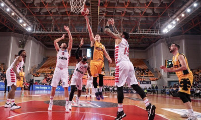 Κύπελλο Ελλάδας - Final Four 2022: Η απίστευτη πάσα του Κολόμ για το κάρφωμα του Χάμερ (video)