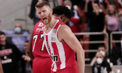 Ουόκαπ: «Ήταν ο πρώτος τίτλος της σεζόν»