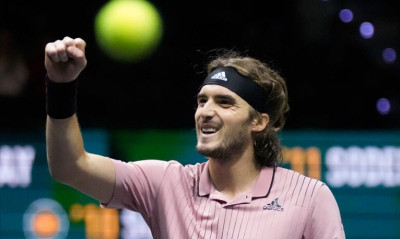 Στέφανος Τσιτσιπάς: Στους «16» με ζόρι