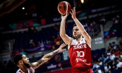 Προκριματικά Παγκοσμίου Κυπέλλου: Αμφίβολος με Ελλάδα ο Μαχμούτογλου