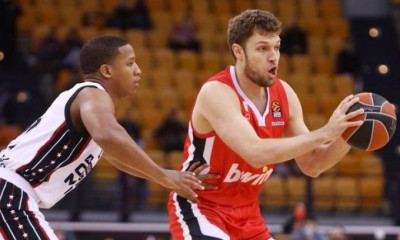 Βεζένκοφ: «Από τα καλύτερα αμυντικά μας παιχνίδια φέτος»