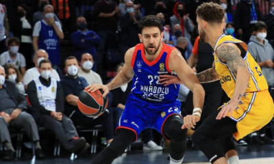 Αναντολού Εφές-Μακάμπι Τελ Αβίβ 109-77: Τη «διέλυσε» με τρίποντη «καταιγίδα» (photos)