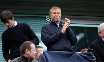 Πόλεμος στην Ουκρανία: Οι Άγγλοι ζητούν να φύγει από την Τσέλσι ο Αμπράμοβιτς