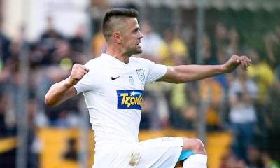 Πόλεμος στην Ουκρανία: Κάλεσε Ουκρανούς στην Αλβανία πρώην άσος του ΠΑΣ Γιάννινα (pics)