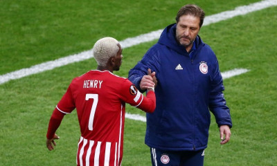 Ολυμπιακός-Αταλάντα: Έντονες αποδοκιμασίες για Ονιεκούρου στο Καραϊσκάκη (video)