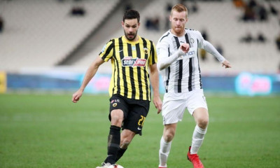 ΑΕΚ: Δύσκολες ώρες για Σάκχοφ - Στο Κίεβο η ετοιμόγεννη σύζυγός του