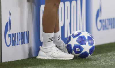 Πόλεμος στην Ουκρανία: Η UEFA θέλει να «σπάσει» τη συμφωνία με Gazprom