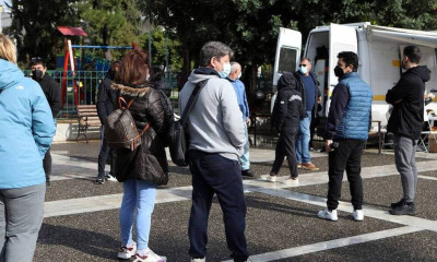 Κρούσματα σήμερα: 11.883 νέα ανακοίνωσε ο ΕΟΔΥ - 51 θάνατοι σε 24 ώρες, 425 οι διασωληνωμένοι