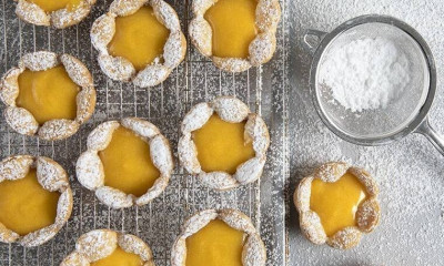 Άκης Πετρετζίκης: Ταρτάκια μαργαρίτες