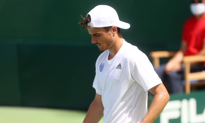 Davis Cup: Νέα ήττα από τη Τζαμάικα – Έχασε και ο Πέτρος Τσιτσιπάς