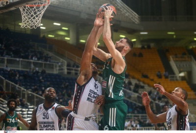 Παναθηναϊκός OΠΑΠ-Αρμάνι Μιλάνο: «Απογειώθηκε» στην αντίπαλη μπασκέτα ο Παπαγιάννης (video)