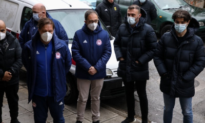 Ολυμπιακός: «Ερυθρόλευκη» αντιπροσωπεία στο σημείο της δολοφονίας του Άλκη Καμπανού (photos)