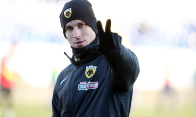 AEK: Είχε άδεια και πήγε σε πάρτι ο Βράνιες (photos)