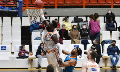 Προμηθέας-Ούλμ 79-68: Κυρίαρχος ο Γκραντ!