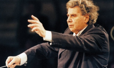 Ημιμαραθώνιος Αθήνας: Για τον Μίκη Θεοδωράκη θα τρέξουν οι 15.000 δρομείς!