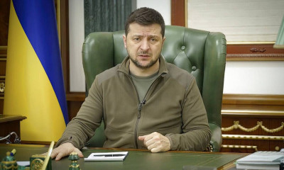 Ουκρανία - Ζελένσκι: Καταφέραμε μεγάλες απώλειες στη Ρωσία - Φάλαγγα διασκορπίστηκε κοντά στο Κίεβο