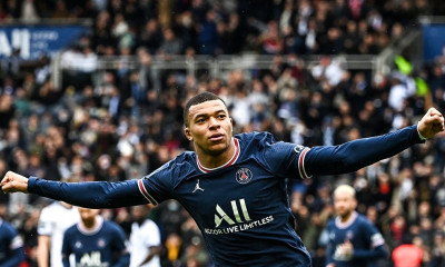 Εμφατική αποθέωση - Οι Παριζιάνοι «ψήφισαν» Εμπαπέ! (Video)