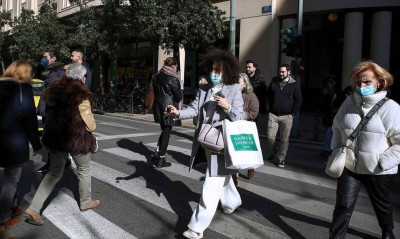 Κρούσματα σήμερα: 26.536 νέα ανακοίνωσε ο ΕΟΔΥ - 50 θάνατοι και 358 διασωληνωμένοι