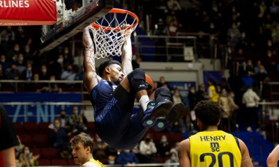 Ζενίτ: Στην Αγία Πετρούπολη και ο Μίκι!