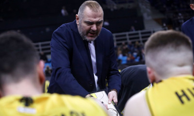 AEK-Δέδας: «Να κοιτάμε την κορυφή»