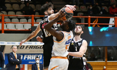 Προμηθέας-Απόλλων 80-58: Έκανε «περίπατο» και πήρε το ντέρμπι της Πάτρας