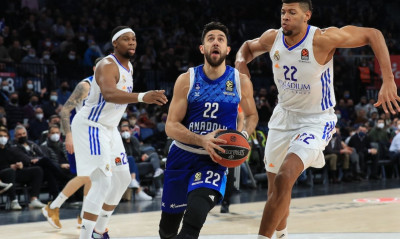 Αναντολού Εφές-Ρεάλ 93-90: «Μαγικός» Μίτσιτς!