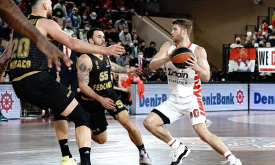 Τζέιμς: «Παίξαμε δυνατά, παλεύουμε για τα playoff»