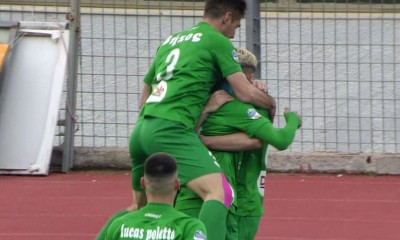 Λεβαδειακός-Καλλιθέα: «Φωτιά» με 2 γκολ σε 10λεπτά και μυθικό σουξέ στο ημίχρονο (video)