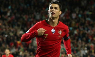 Κριστιάνο Ρονάλντο, ο «βασιλιάς» των μπαράζ (videos)