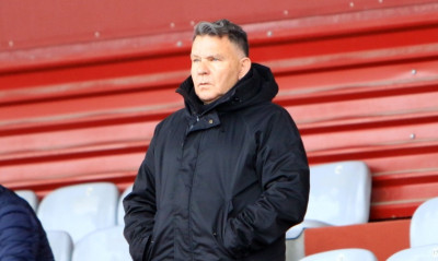 Super League 2: Ένταση Κούγια με Βαζάκα - «Νόμιζα ότι κάνει τον... ψαρά»