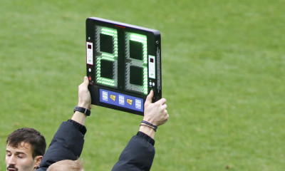 Γίνονται «μόνιμες» οι πέντε αλλαγές στο ποδόσφαιρο - Η οριστική απόφαση