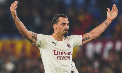 Ο Ζλάταν απασφάλισε για Μέσι – «Δίνουν τη Χρυσή Μπάλα στο καλό παιδί»