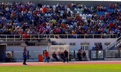 Βρέθηκαν σφαίρες στο παρμπρίζ του διαιτητή και αναβλήθηκε αγώνας στο τοπικό