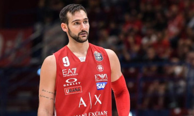 Αρμάνι Μιλάνο: Τέλος ο Μορασκίνι