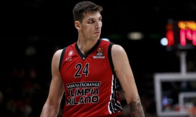 Αρμάνι Μιλάνο: Ντοπέ ο Μήτογλου!