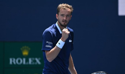 Miami Open: Μια νίκη μακριά από το Νο 1 ο Ντανιίλ Μεντβέντεφ (videos)