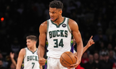 NBA: Ιστορική εμφάνιση Αντετοκούνμπο και νίκη-θρίλερ για Μπακς (photos+videos)