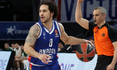 Αναντολού Εφές-Άλμπα Βερολίνου: 87-77: Ξέσπασε ο Λάρκιν!