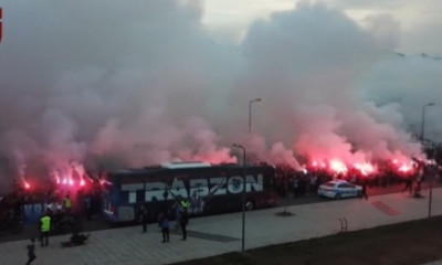 Τρομερή υποδοχή πριν το ντέρμπι για την Τραμπζονσπόρ των Μπακασέτα και Σιώπη (video)