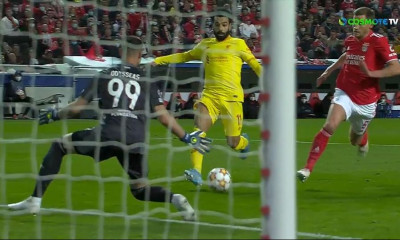 Μπενφίκα-Λίβερπουλ: Παλεύει μόνος του ο Βλαχοδήμος - Τρομερές επεμβάσεις (videos)