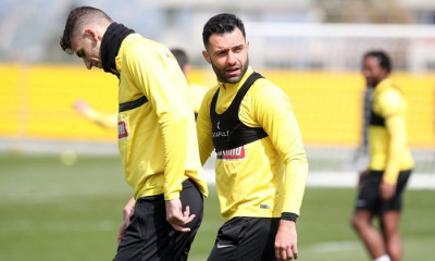 ΑΕΚ: Μπήκε ο Τζαβέλλας - Πρόβλημα με Μάνταλο