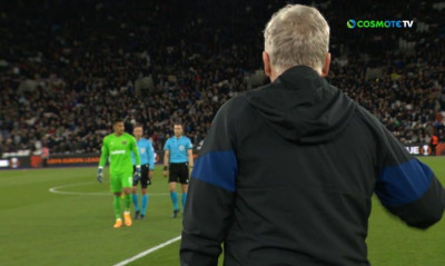 Europa League: Έξαλλος ο Μόγες - Έκανε ντου στους διαιτητές (video)