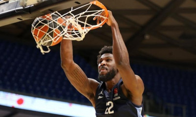 Μπαρτσελόνα: Προτάθηκε ο Πόιθρες