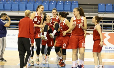 Ελευθερία Μοσχάτου-Ολυμπιακός: Άσχημος τραυματισμός για Σπυριδοπούλου - Αγωνία ενόψει playoffs